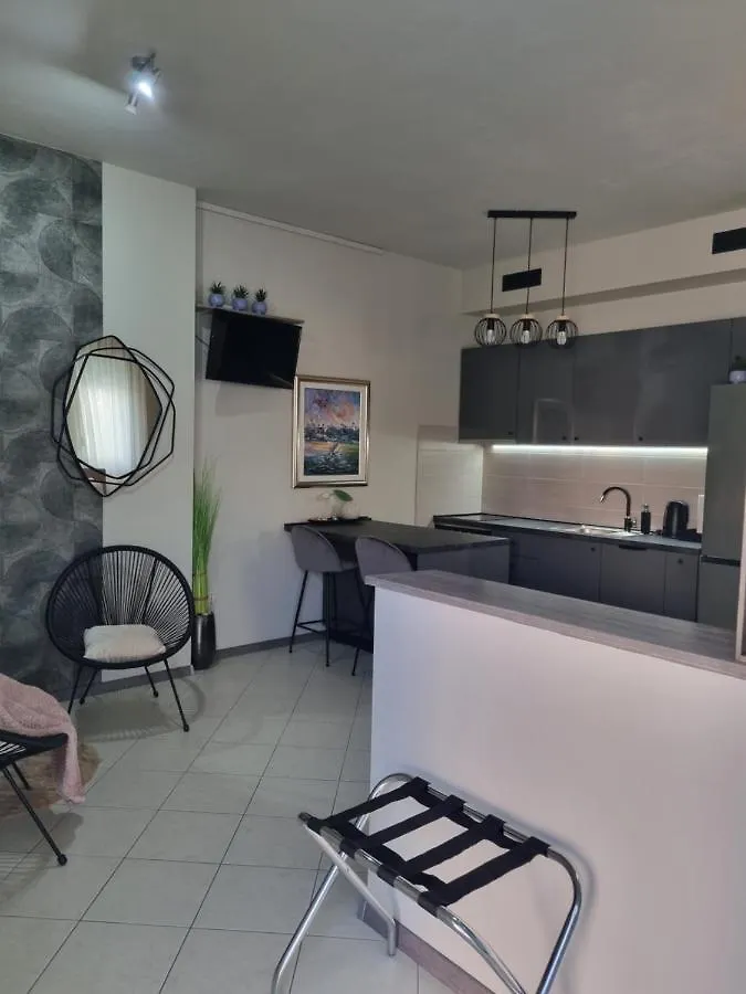 Onlystudio With Free Parking Zadar Apartment